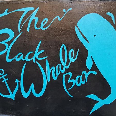 Jinho'S Black Whale Guest House & Bar Seul Dış mekan fotoğraf